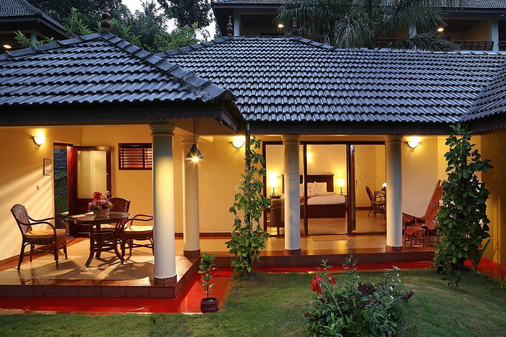 Elephant Court Thekkady Ngoại thất bức ảnh